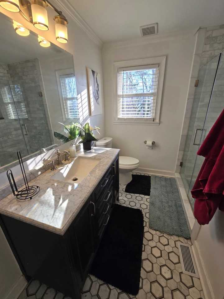 5729 Jones Valley Dr Se #D - Photo 2 of 30