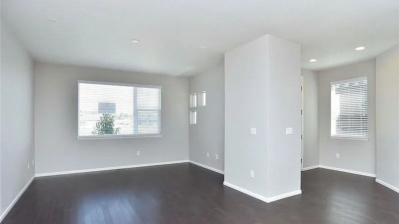 7223 W Pacific Ave - Photo 6 of 11