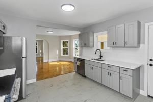 featured image of 58 Euclid Ave #2