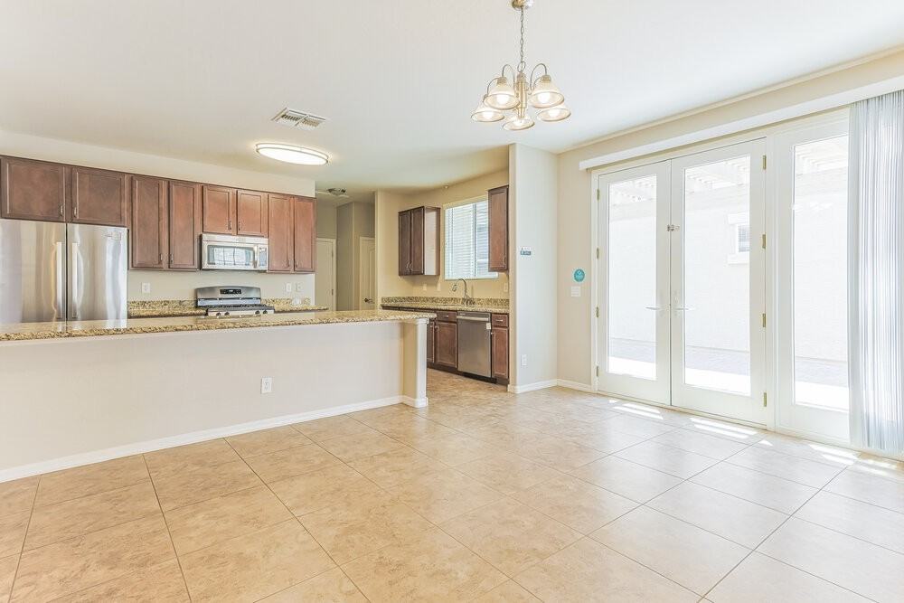 1148 S Lydia Ln - Photo 6 of 17