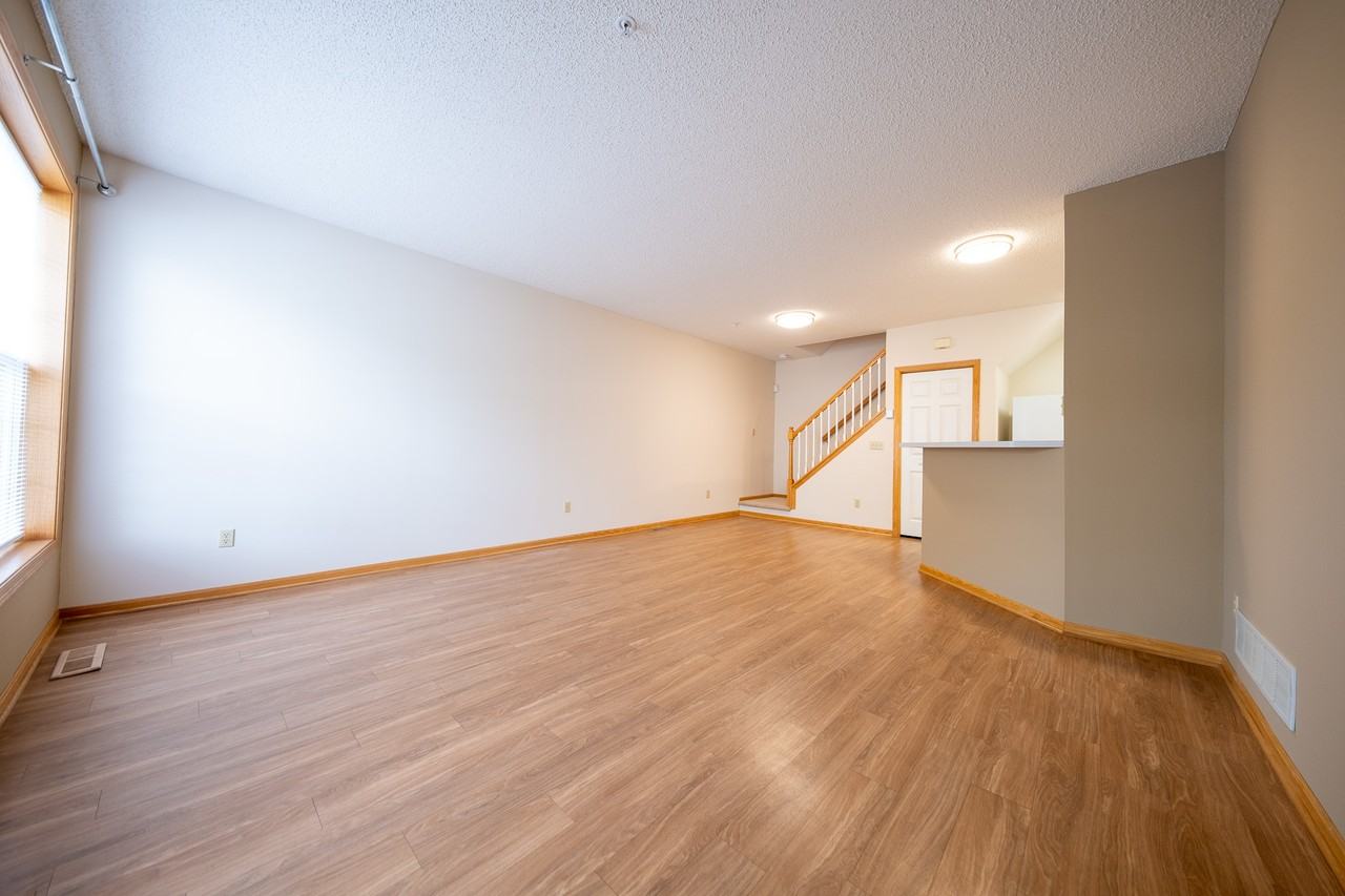 3605 Lawndale Ln N #15 - Photo 4 of 26