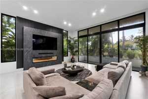 featured image of W 44th Ct & Alton Rd