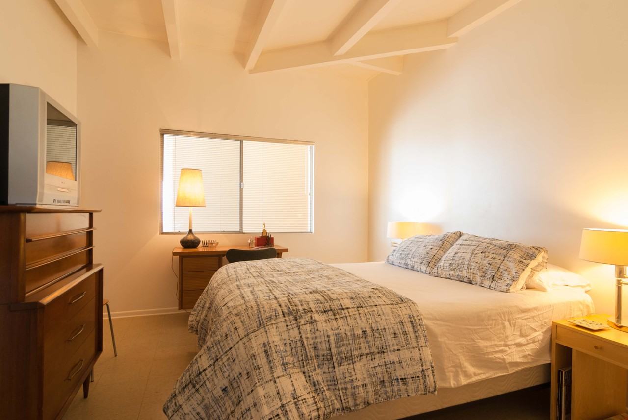 68110 Club Circle Drive #4 - Photo 5 of 11