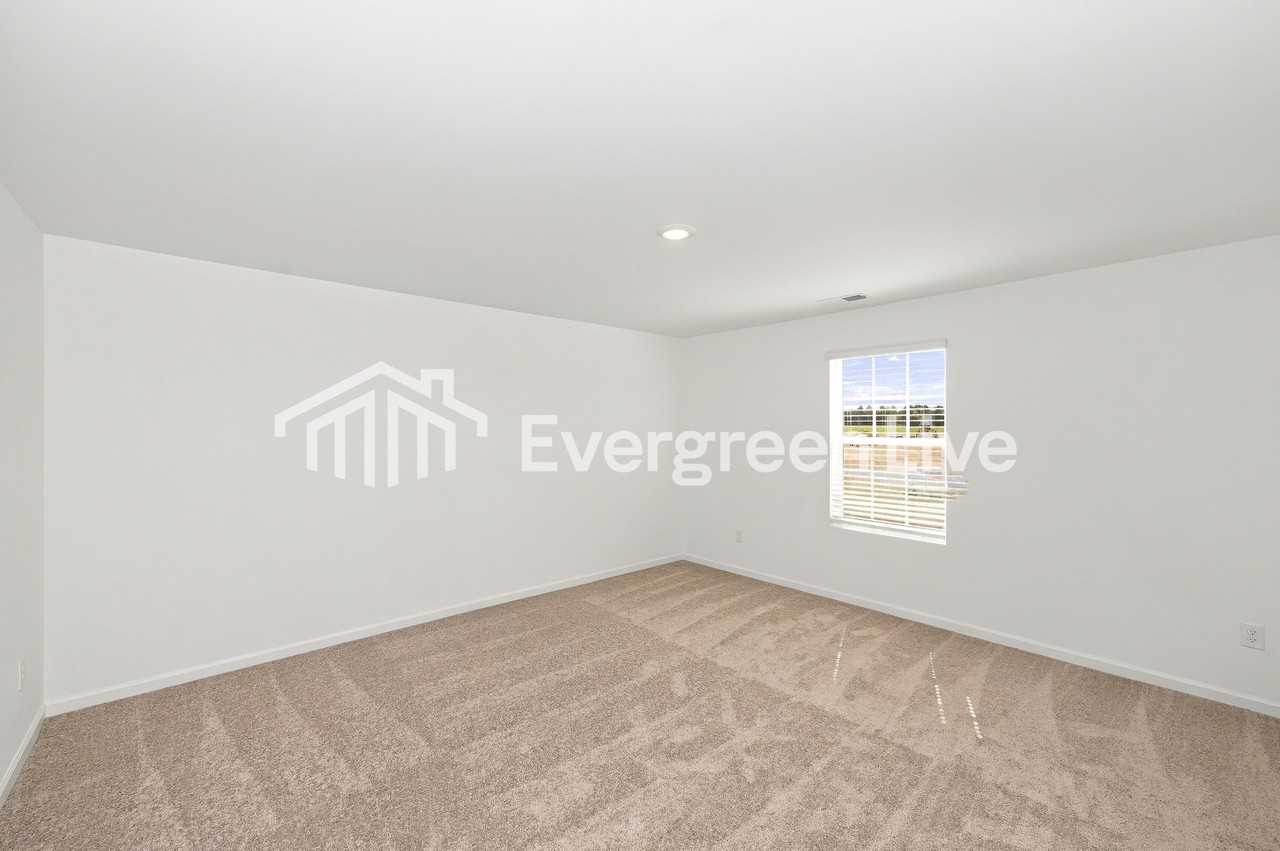 4075 Oxford Glen Dr - Photo 4 of 12