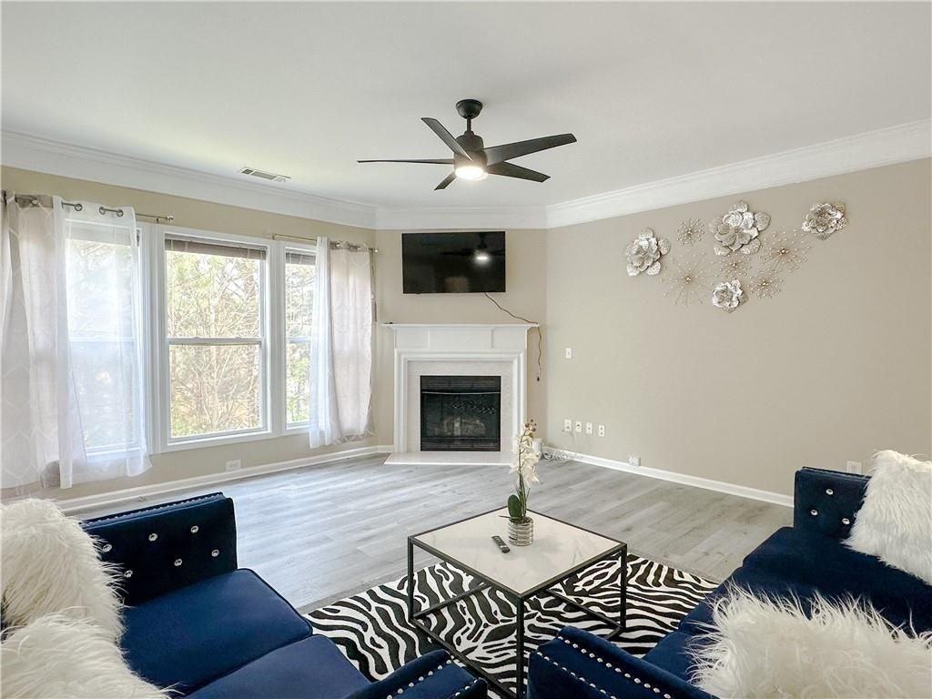 2206 Worrall Hill Dr - Photo 6 of 32