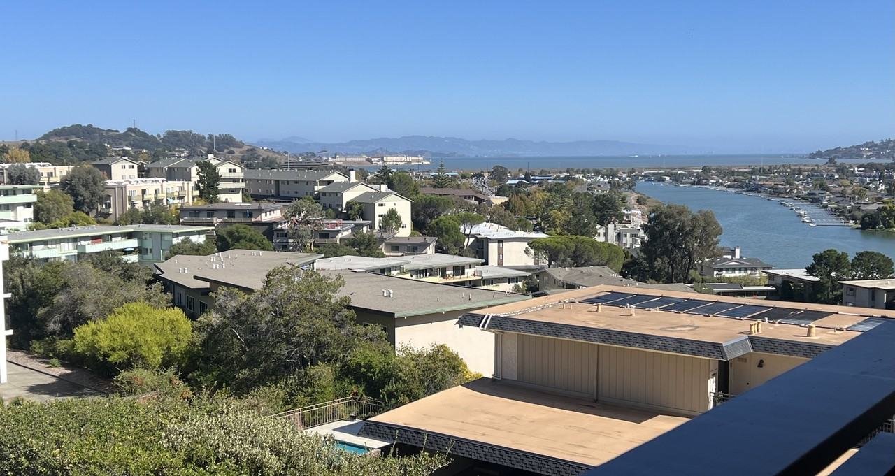 499 Via Casitas #VC10 - Photo 2 of 15