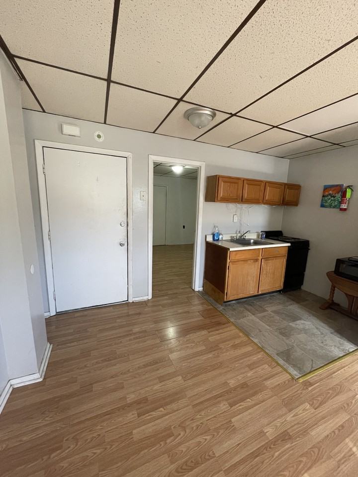131 Wood St #207 - Photo 6 of 9