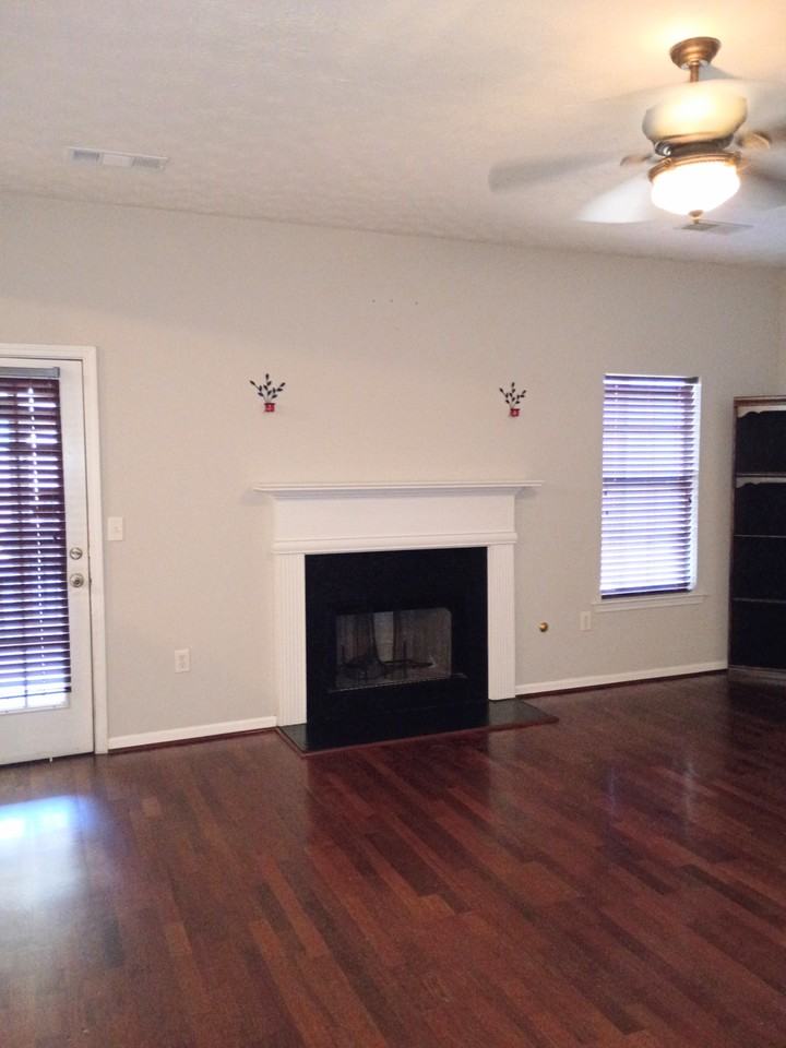 295 Vaness Dr #295VANESS - Photo 4 of 27