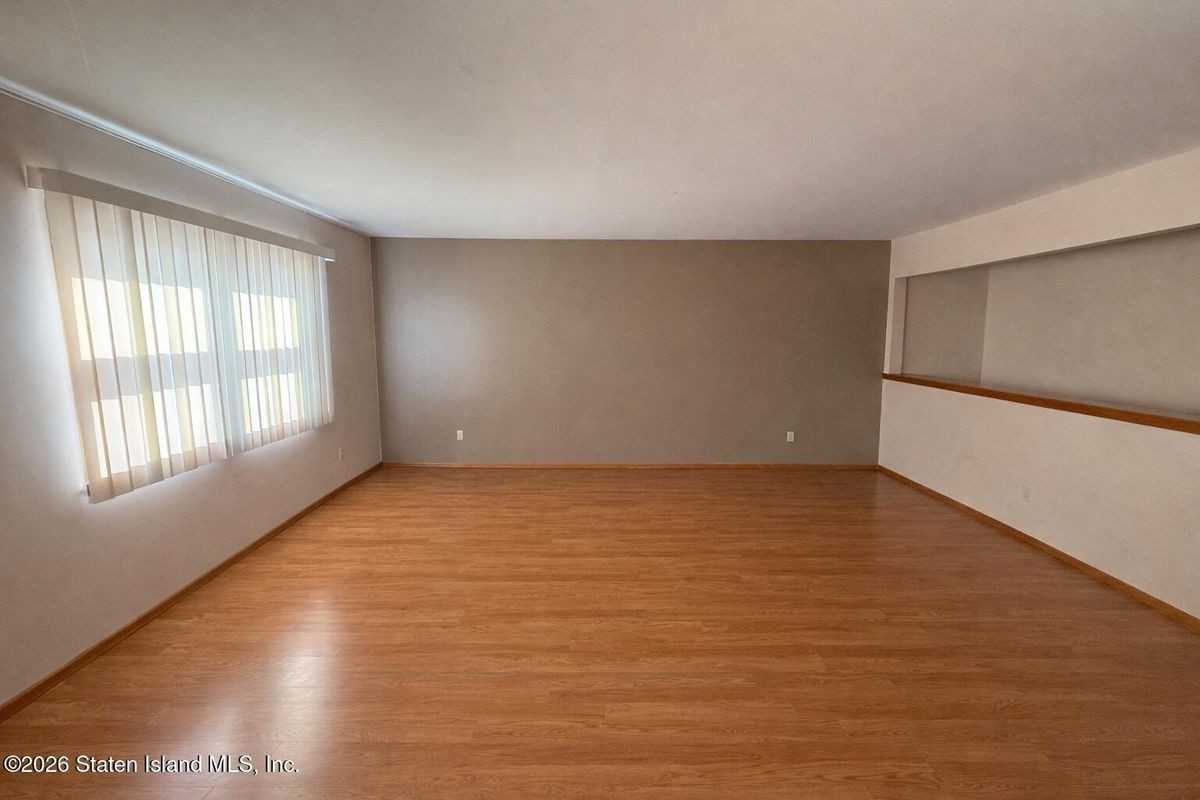 340 Fanning St - Photo 3 of 9