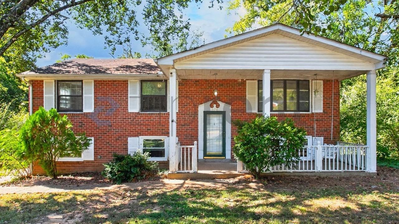 626 Truxton Ct