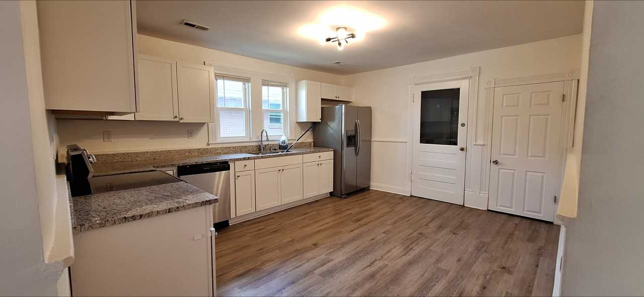 3403 South Street - Photo 7 of 25