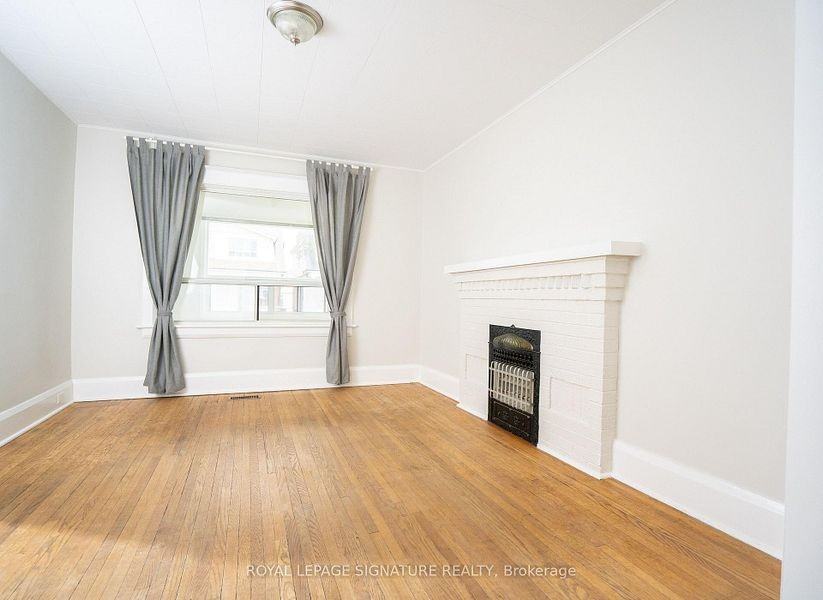 393 Milverton Boulevard - Photo 3 of 13