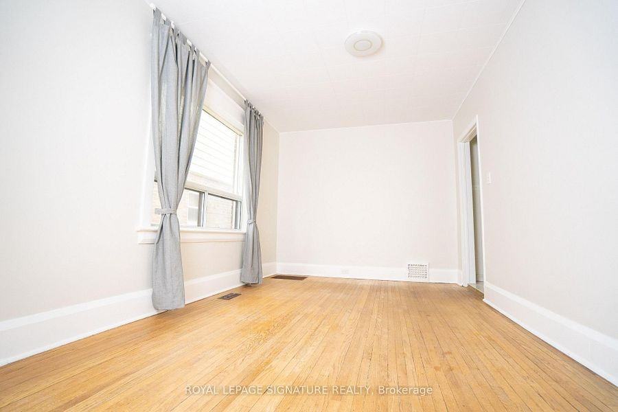 393 Milverton Boulevard - Photo 6 of 13