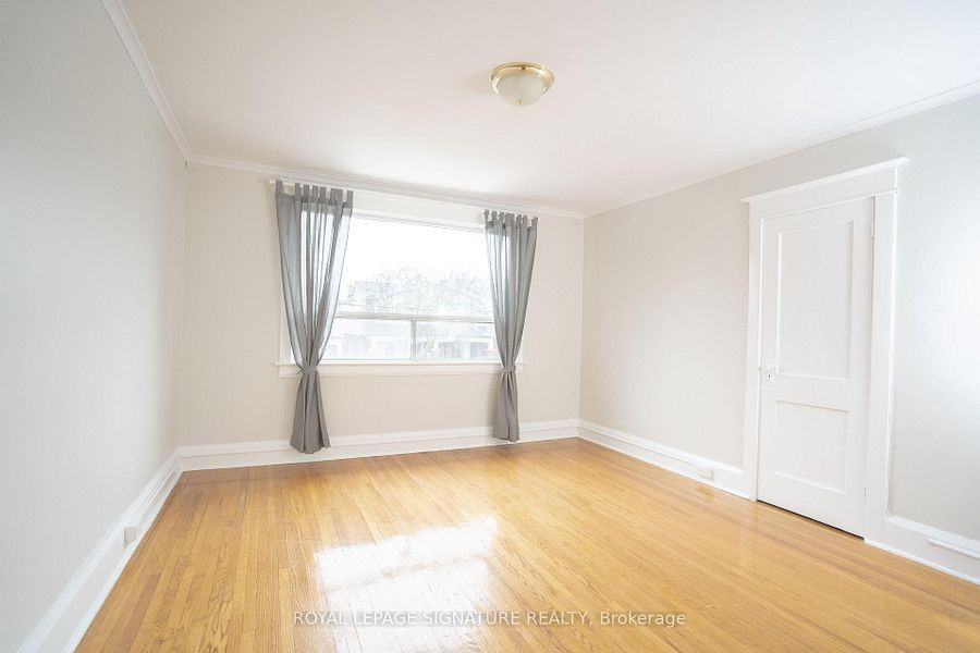 393 Milverton Boulevard - Photo 7 of 13