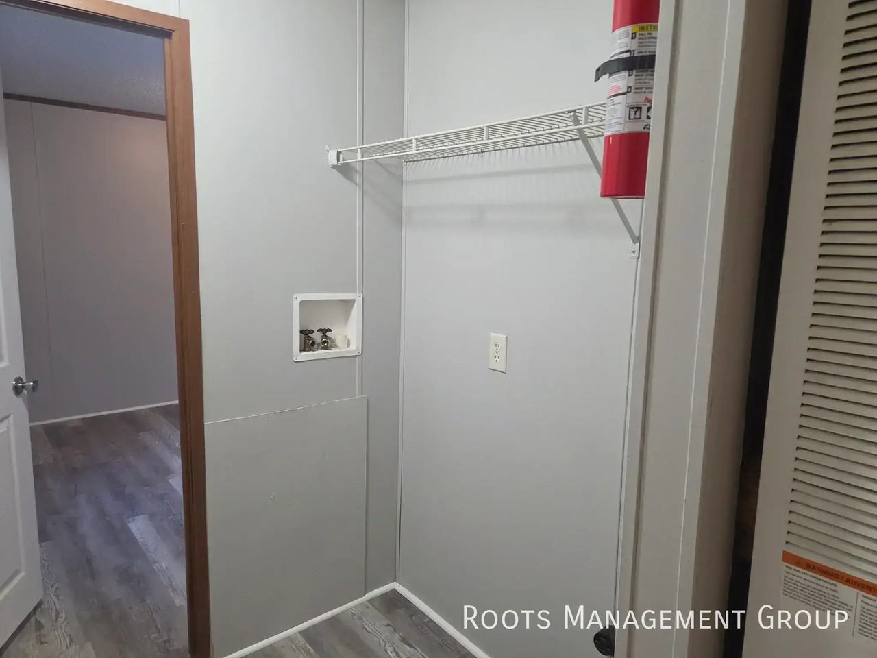 2913 Apollo Dr - Photo 5 of 16