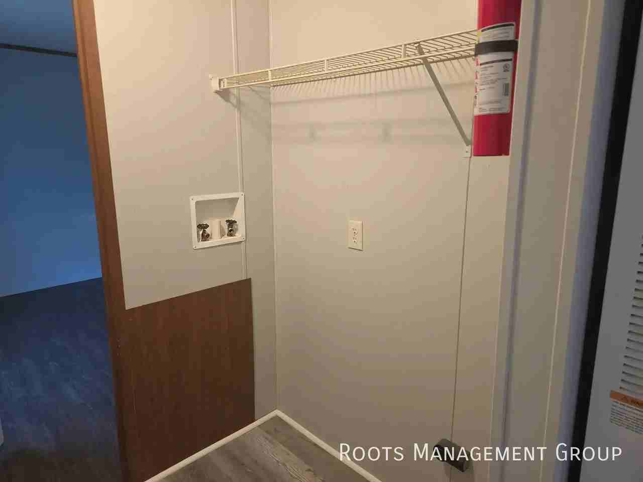2677 Apollo Dr - Photo 3 of 14