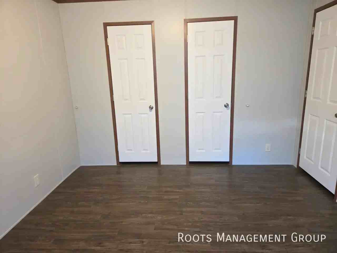 2677 Apollo Dr - Photo 4 of 14