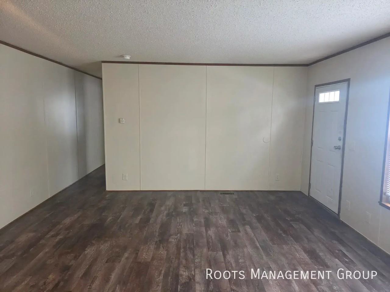 2568 Gemini St - Photo 3 of 17