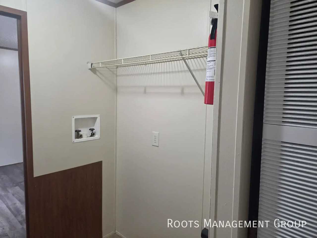 2568 Gemini St - Photo 5 of 17