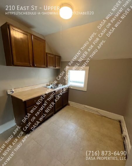 210 East St - Photo 6 of 13