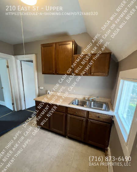 210 East St - Photo 7 of 13