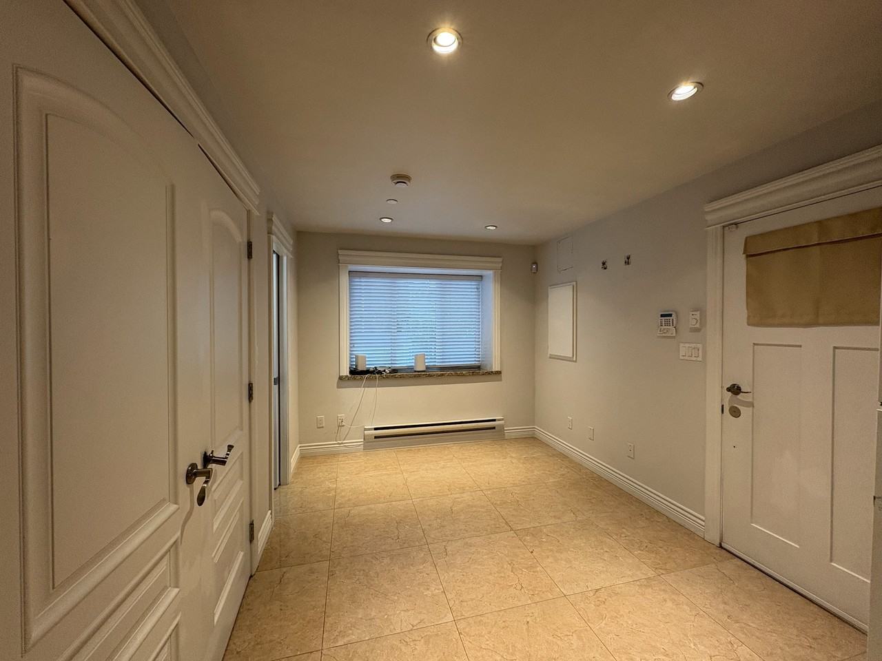 5772 Rhodes Street - Photo 5 of 19