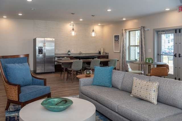 Huntington Village - Photo 4 of 24