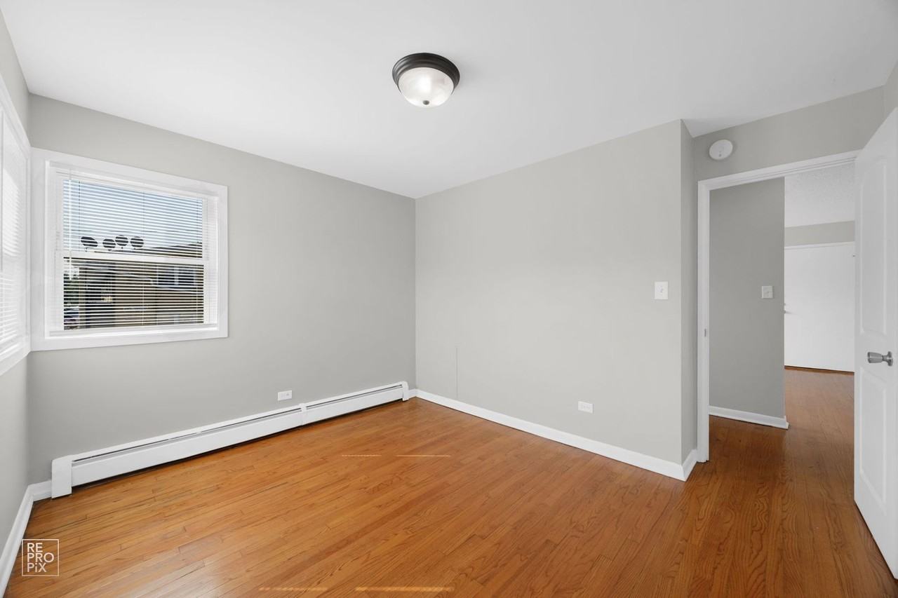 1550 N 1st Ave #1E - Photo 2 of 10