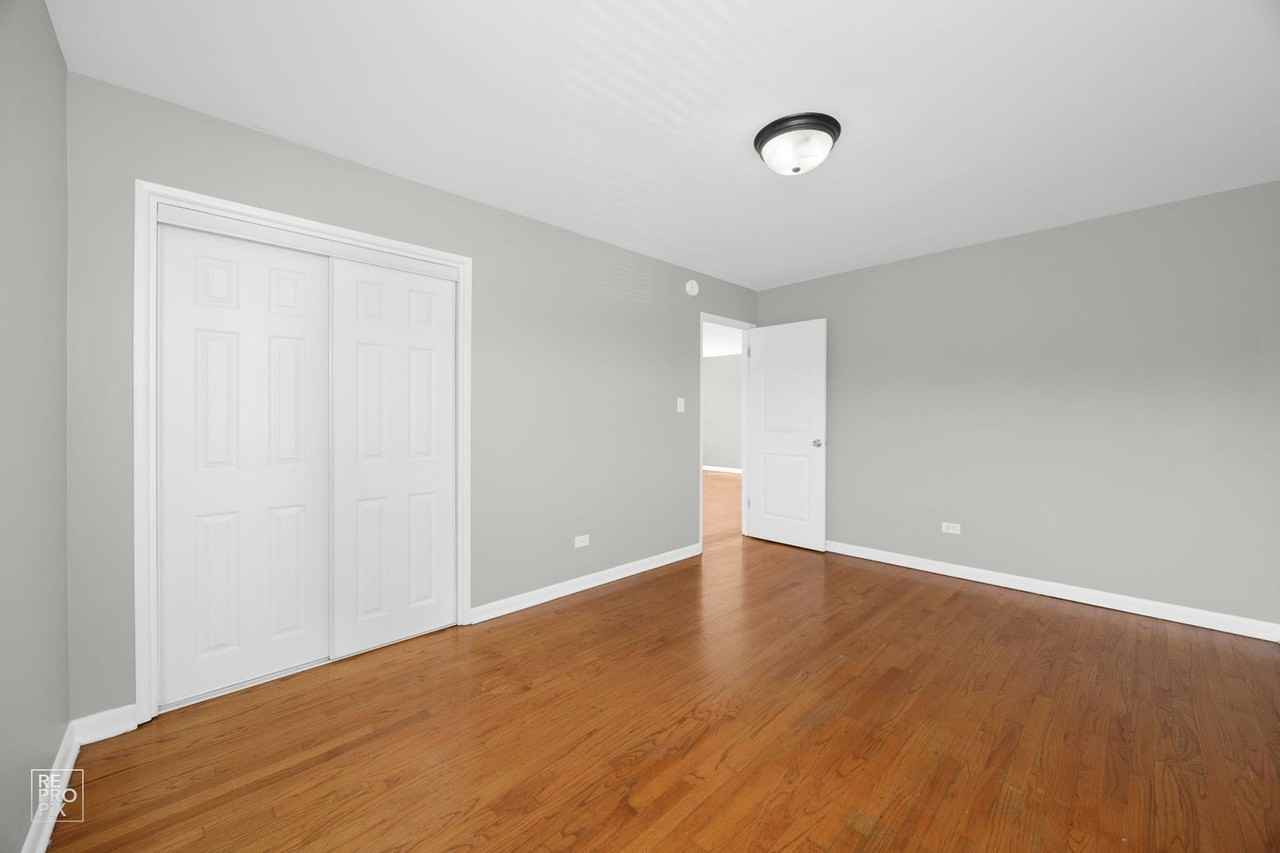1550 N 1st Ave #1E - Photo 7 of 10
