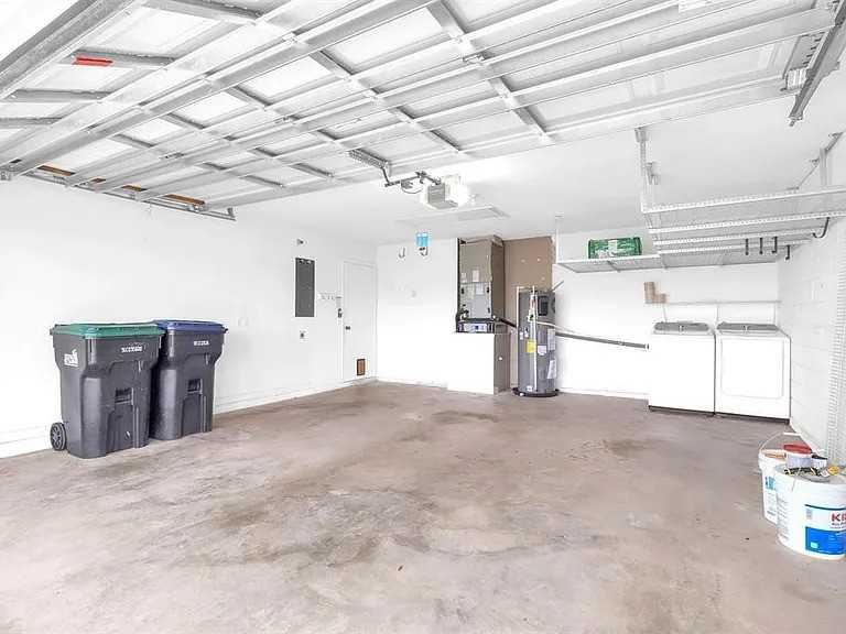 8141 Fort Thomas Way #NA - Photo 4 of 15