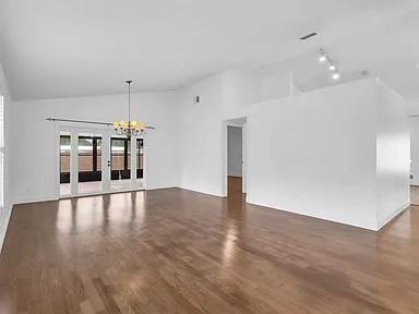 8141 Fort Thomas Way #NA - Photo 5 of 15