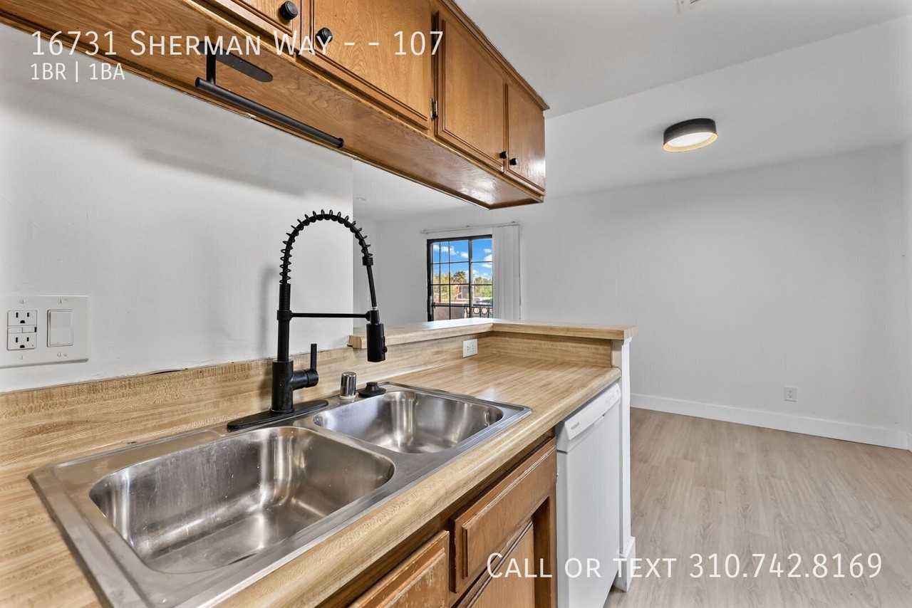 16731 Sherman Way #107 - Photo 3 of 21
