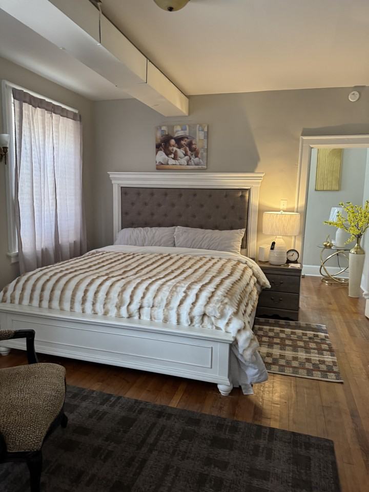 620 S Sycamore St #3 - Photo 2 of 5