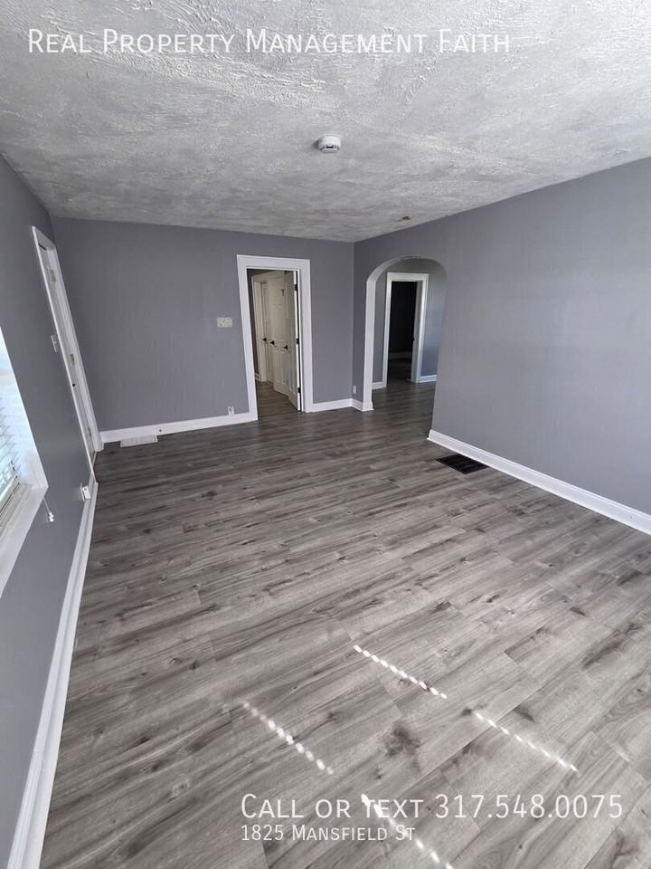 1825 Mansfield St - Photo 2 of 20