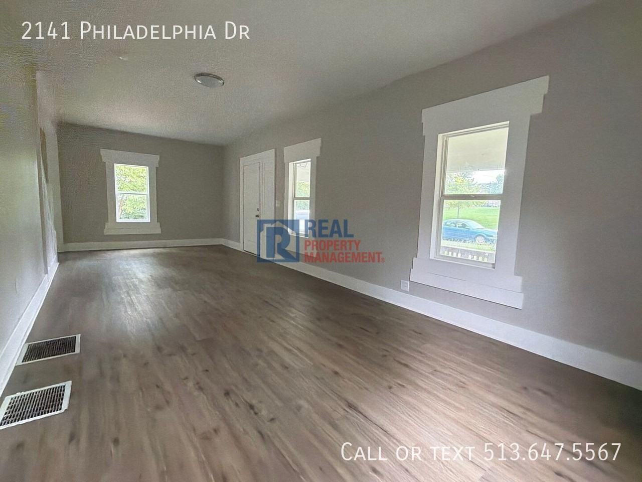 2141 Philadelphia Dr - Photo 4 of 24