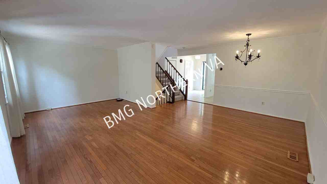 6106 Heron Pond Ct - Photo 7 of 23