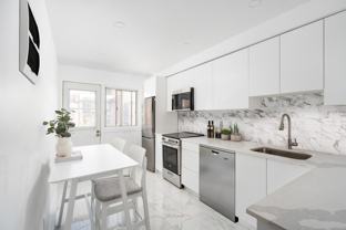 4245 Rue Marquette - Photo 1 of 1