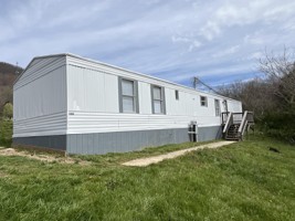 featured image of 130 Pat Place Ln