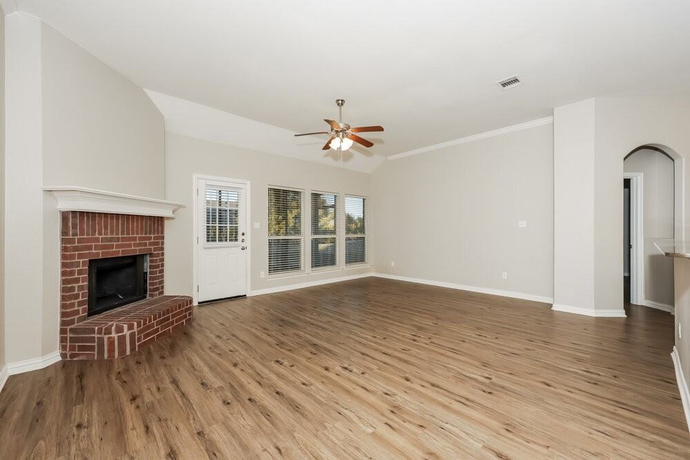1625 Salado Trl - Photo 3 of 19