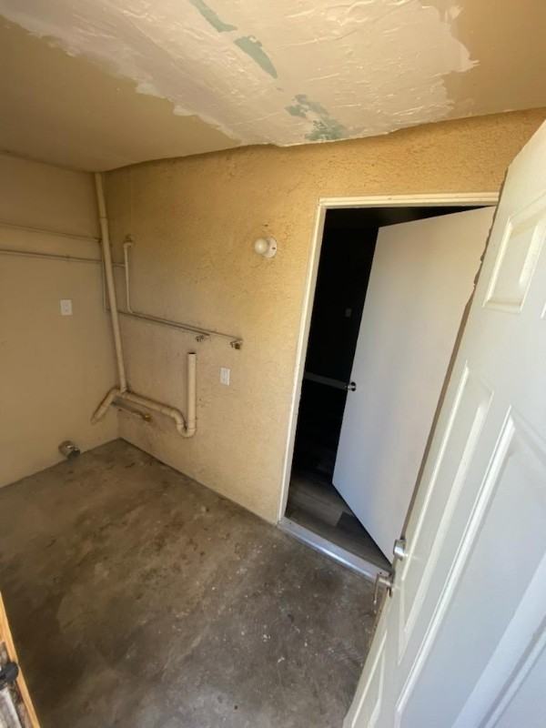 16526 Chestnut St - Photo 5 of 6