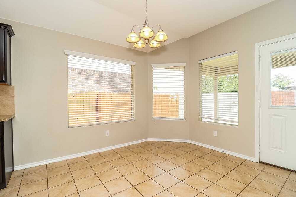 2533 Clarks Mill Ln - Photo 6 of 16
