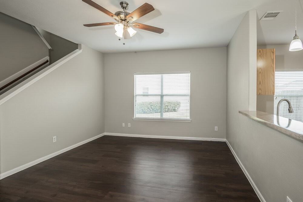 19022 Telford Way - Photo 4 of 13