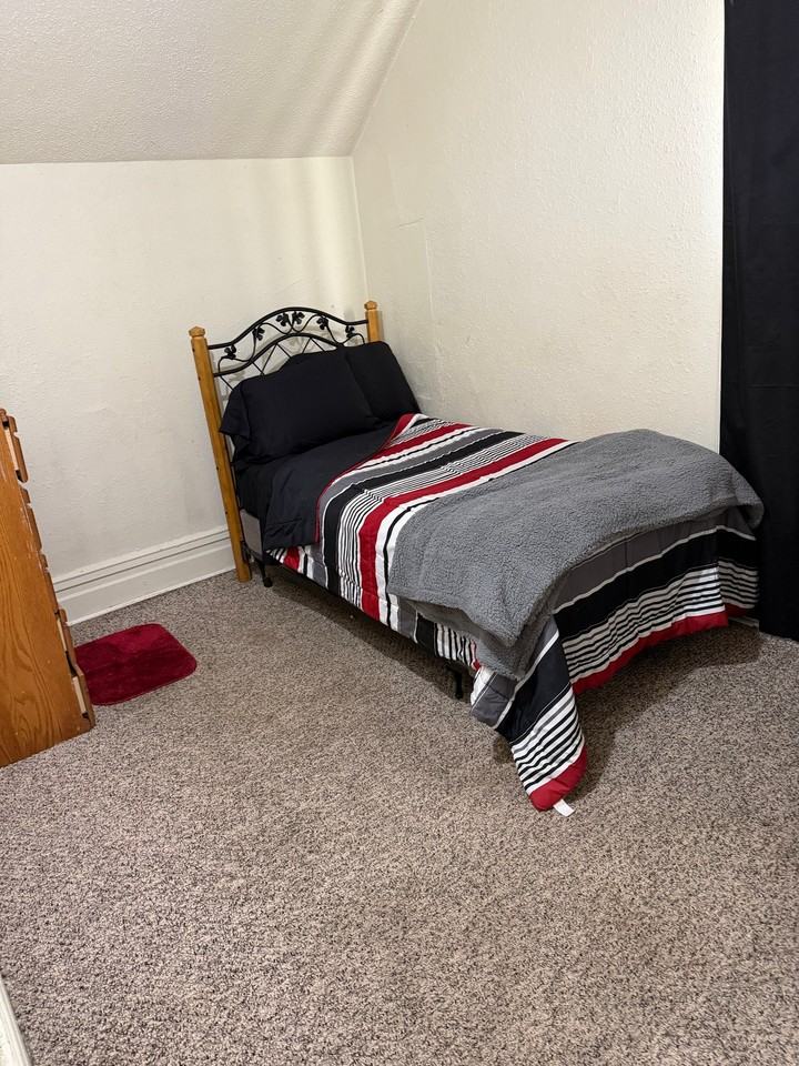 1508 E Michigan Ave - Photo 4 of 7