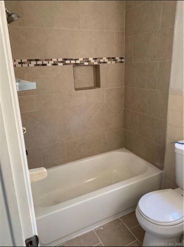 295 Noble St #2ndFL - Photo 2 of 8