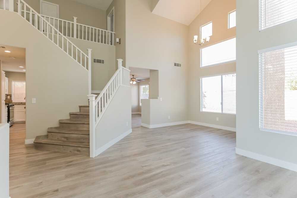 2408 Rue De Bourdeaux - Photo 4 of 17
