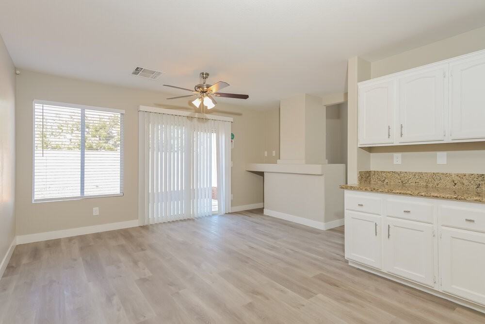 2408 Rue De Bourdeaux - Photo 6 of 17