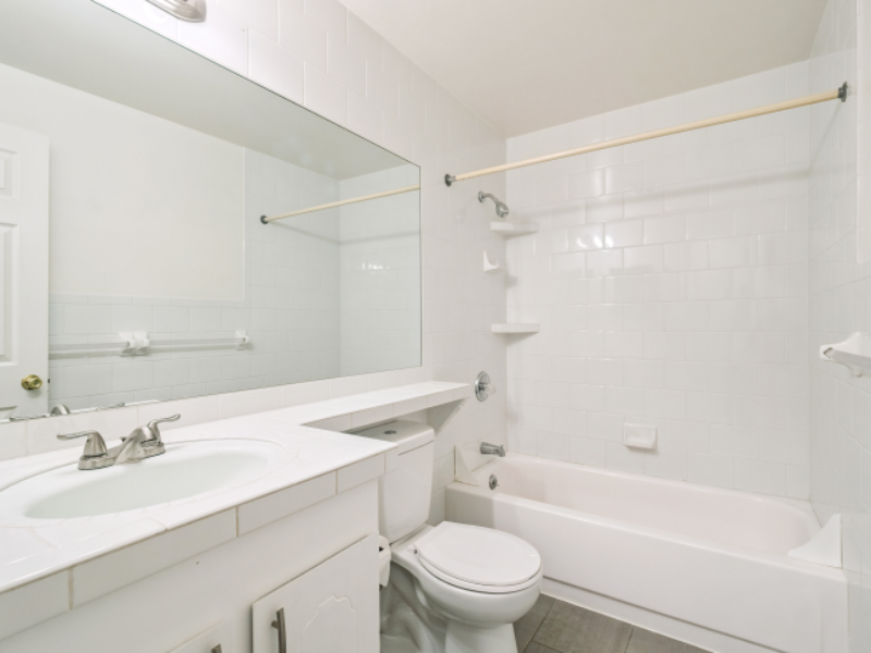 6015 W Jefferson Pl - Photo 6 of 12