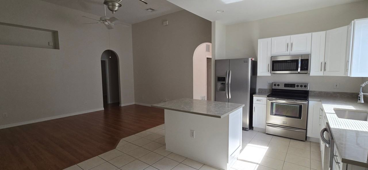 10607 Northridge Ct - Photo 5 of 35