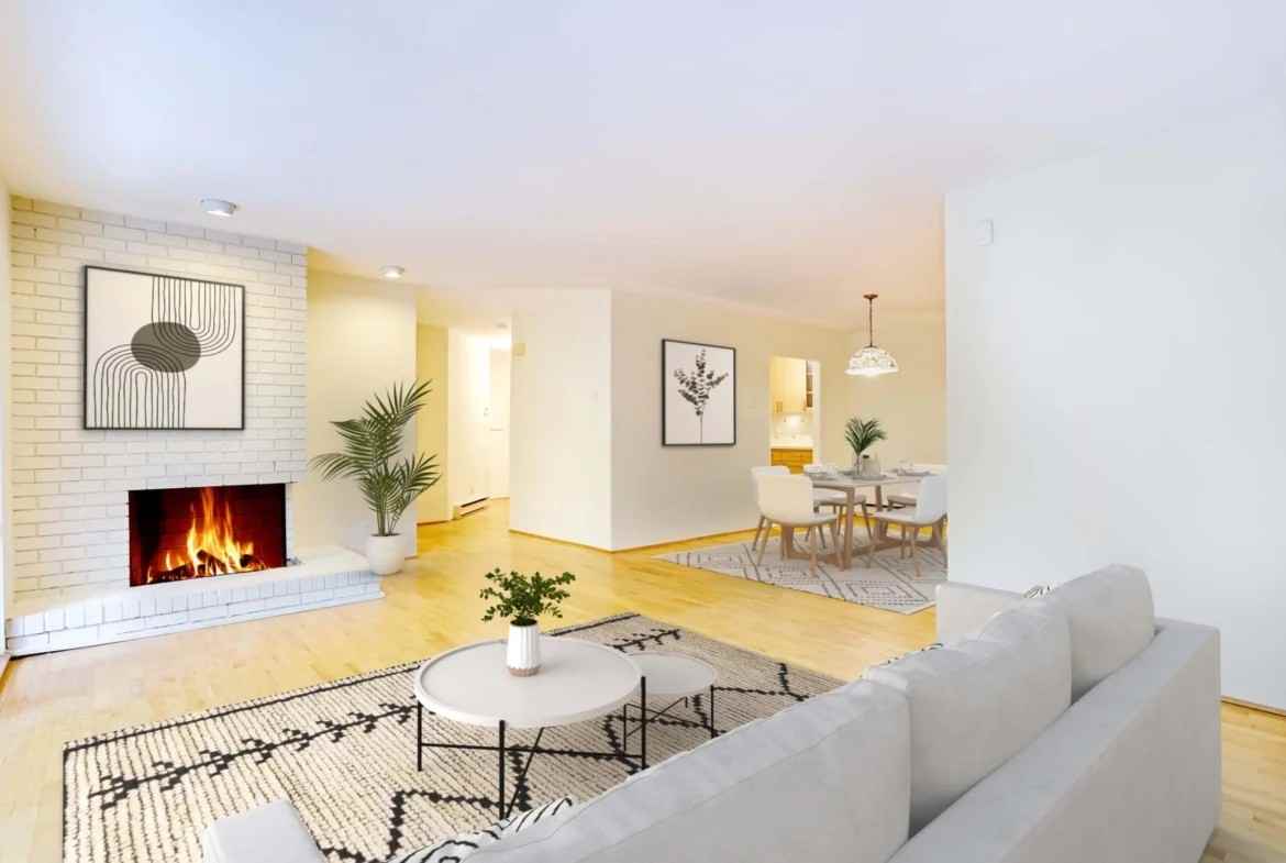 2060 Marine Drive - Photo 3 of 16