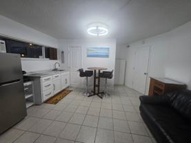 7909 Nw 40th St #C - Photo 1 of 1